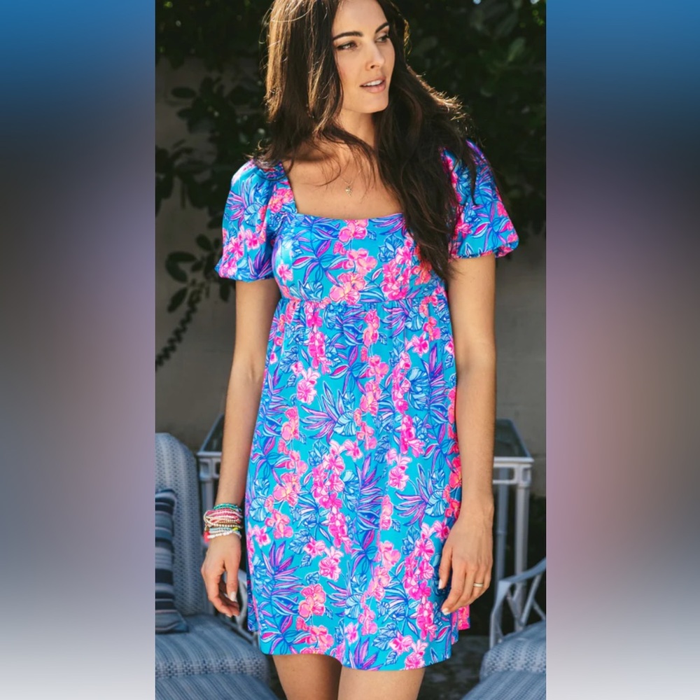 Lilly Pulitzer Delaney Short Sleeved Dress in Cumulus Blue Orchid Oasis